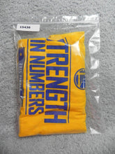 Load image into Gallery viewer, Golden State Warriors Shirt Adult Extra Large Yellow 2015 NBA Finals Sports Mens