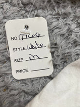 Load image into Gallery viewer, Uniqlo UT x One Piece Shirt Adult Medium White King Of Pirates Monkey Luffy Mens