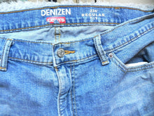 Load image into Gallery viewer, Levis Jeans Adult 38x28 236 Medium Wash Regular Fit Denizen Denim 5 Pocket Mens