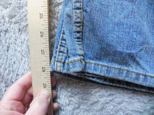 Load image into Gallery viewer, Levis Jeans Adult 38x28 236 Medium Wash Regular Fit Denizen Denim 5 Pocket Mens
