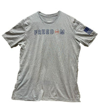 Load image into Gallery viewer, Under Armour Shirt Adult Medium Gray USA Freedom Flag Streetwear Pullover Mens