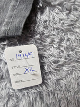 Load image into Gallery viewer, Boston Bruins Shirt Adult Extra Large Gray Sportswear Majestic NHL Hockey Mens