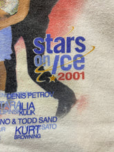 Load image into Gallery viewer, VTG Stars On Ice Shirt Adult Extra Large Ivory 2001 Signature Streetwear Mens