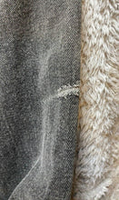 Load image into Gallery viewer, VTG Levis 505 Jeans Adult 36x30 Black Fade Straight Leg Baggy Denim 90s Mens