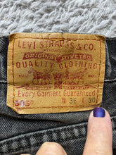 Load image into Gallery viewer, VTG Levis 505 Jeans Adult 36x30 Black Fade Straight Leg Baggy Denim 90s Mens