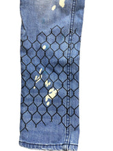 Load image into Gallery viewer, Broken Promises Jeans Womens 30x33 Denim Bad Habits Splatter Ultra Slim Stretch