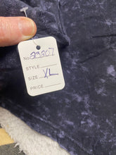 Load image into Gallery viewer, Holden Beach Sweatshirt Adult Extra Large Gray Living Salty Graphic Sweater Mens