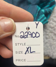 Load image into Gallery viewer, Under Armour Shirt Youth Extra Large Loose HeatGear Streetwear Crewneck Boys