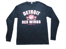 Load image into Gallery viewer, Detroit Red Wings Shirt Adult Medium NHL Hockey Club Long Sleeve Hanes Mens
