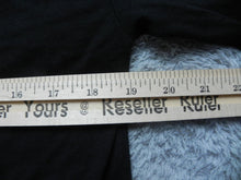 Load image into Gallery viewer, Detroit Red Wings Shirt Adult Medium NHL Hockey Club Long Sleeve Hanes Mens