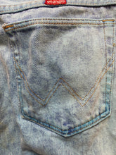 Load image into Gallery viewer, VTG Wrangler Jeans Adult 34x32 Turquoise Blue Denim Regular Fit Straight Leg Men