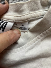 Load image into Gallery viewer, Chicago Bulls Shirt Adult Large White NBA Basketball Spellout Sportswear Mens