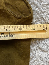 Load image into Gallery viewer, Quiksilver Shirt Adult Extra Large Green Spell Out Logo Sleeveless Beach Mens