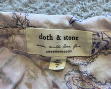Load image into Gallery viewer, Anthropologie Cloth & Stone Shirt Womens Medium Paisley AOP Pink Button Down