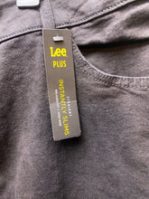 Load image into Gallery viewer, Lee Jeans Womens 20W (42x28) Black Denim Relaxed Straight Leg High Rise NWT