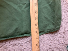 Load image into Gallery viewer, Wrangler Shirt Mens Small Green Khaki Button Down Short Sleeve Outdoors Workwear