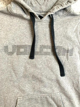 Load image into Gallery viewer, Volcom Sweatshirt Adult Small Gray Pocket Hoodie Spell Out Sweater Pullover Mens