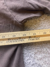 Load image into Gallery viewer, 2010 Olympic Shirt Mens Large Charcoal Gray USA Winter Team Grunge Faded Sports