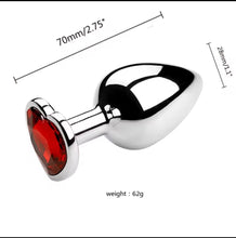 Load image into Gallery viewer, Stainless steel plug with heart shaped gem