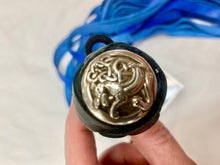 Load image into Gallery viewer, Dragontailz Basic Flogger Blue