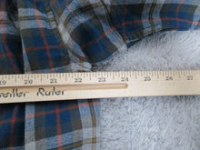 Load image into Gallery viewer, Duluth Trading Shirt Adult Large Trim Fit Button Up Long Sleeve Flannel Camp Men
