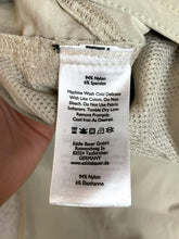 Load image into Gallery viewer, Eddie Bauer Pants Womens 10 (34x31.2) Light Tan Cargo Straight Leg Nylon Spandex
