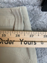 Load image into Gallery viewer, Eddie Bauer Pants Womens 10 (34x31.2) Light Tan Cargo Straight Leg Nylon Spandex
