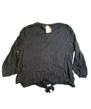 Load image into Gallery viewer, Ava &amp; Viv Shirt Womens 3X Black Keyhole tie Bottom Blouse Flowy Casual Ladies
