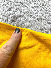 Load image into Gallery viewer, Sheraton Casino &amp; Hotel Shirt Adult Extra Large Yellow Hot Spot Gambling Mens
