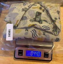 Load image into Gallery viewer, Mountain Hardwear Shirt Adult Medium Cream Tan Button Up Tropical Indie Mens
