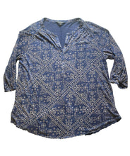 Load image into Gallery viewer, Lucky Brand Shirt Womens 1X Tunic Navy Blue Flowy AOP Paisley Casual Blouse Lady
