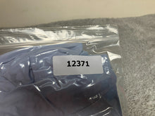 Load image into Gallery viewer, Olymp Luxor Shirt Adult 16.5 42 Extra Large Modern Fit Button Up Camp Dress Mens
