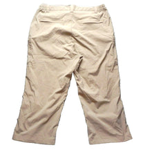 Load image into Gallery viewer, LL Bean Pants Womens Extra Large Capri Cropped Tropicwear Outdoor Hiking Ladies
