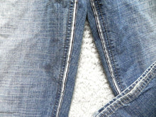 Load image into Gallery viewer, KOMAN Jeans Adult 42x32 Medium Wash Whiskered 5 Pocket Denim Baggy Y2K Mens
