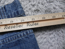 Load image into Gallery viewer, KOMAN Jeans Adult 42x32 Medium Wash Whiskered 5 Pocket Denim Baggy Y2K Mens
