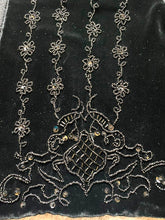 Load image into Gallery viewer, Classiques Entier Sweater Womens Large Black Wool Rayon Silk Beaded Zip Petites
