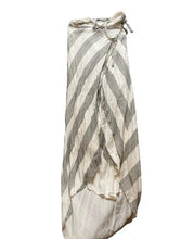 Load image into Gallery viewer, Lulu&#39;s Skirt Womens Small Gray White Wrap Maxi Linen Rayon Tie Striped Ladies

