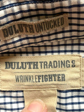 Load image into Gallery viewer, Duluth Trading Co Shirt Adult Medium Navy Gray Wrinkle Fighter Untucked Mens
