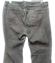 Load image into Gallery viewer, Chicos Jeans Womens 39x29 Black Denim Zip Fly Straight Leg 2.5 Short Platinum
