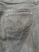 Load image into Gallery viewer, Chicos Jeans Womens 39x29 Black Denim Zip Fly Straight Leg 2.5 Short Platinum
