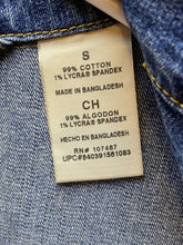 Load image into Gallery viewer, Levis Jacket Womens Small Blue Denim Trucker Jean Button Up Spandex Outdoor
