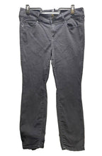Load image into Gallery viewer, Torrid Jeans Womens 18S (38x25.5) Black Rayon Stretch Feel The Fit Jegging
