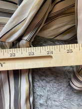 Load image into Gallery viewer, Blue Diamond Shirt Womens 1X Button Up Collared Blouse Stretch Plus Ladies
