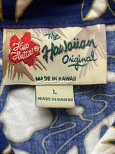 Load image into Gallery viewer, VTG Hilo Hattie Shirt Adult Large Navy AOP Flower Button Up Hawaiian Aloha Mens
