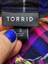 Load image into Gallery viewer, Torrid Shirt Womens 3 3X Pink Yellow Plaid Button Up Rayon Casual Plus Ladies
