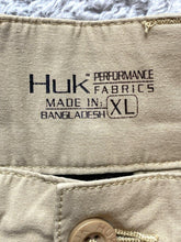 Load image into Gallery viewer, HUK Shorts Adult Extra Large (38x10) Cargo Fishing Performance Outdoor Mens
