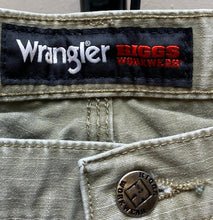 Load image into Gallery viewer, Wrangler Pants Adult 38x32 Taupe Riggs Carpenter Workwear Cargo Pockets Mens
