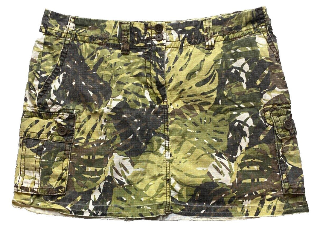Cabi Mini Skirt Womens 14 Green Camo Raw Hem Cargo Pockets Grunge Ladies
