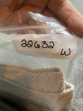 Load image into Gallery viewer, White House Black Market Skirt Womens 8P (33x19) Rayon Spandex Pencil Straight
