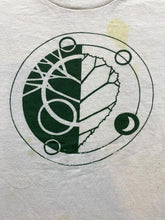 Load image into Gallery viewer, VTG Sea Turtle Shirt Adult Extra Large White Earth Day BGSU Earthcore Earth Mens
